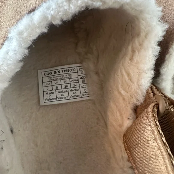 Ugg Golden star Cozy Clog Size 7 - Picture 7 of 10